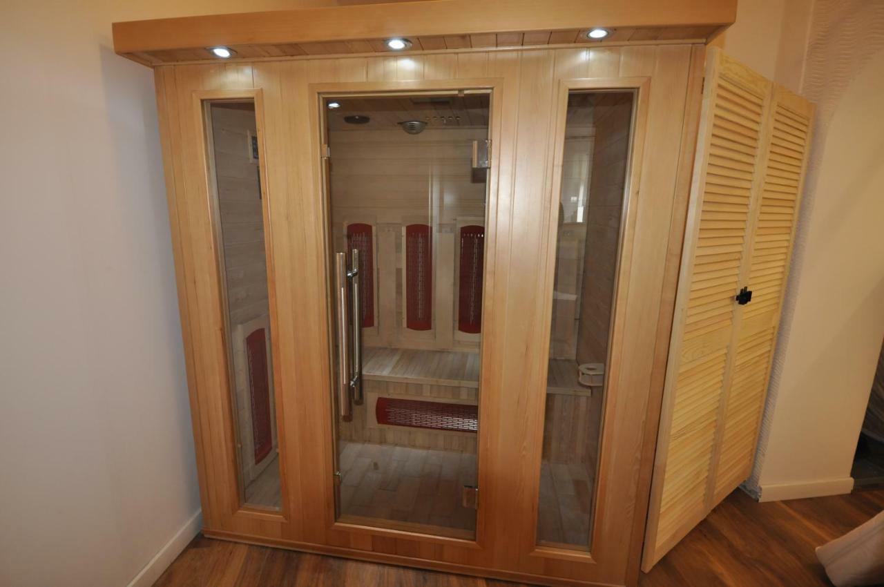 Wild Solutions Sauna Apartments Krakkó Kültér fotó